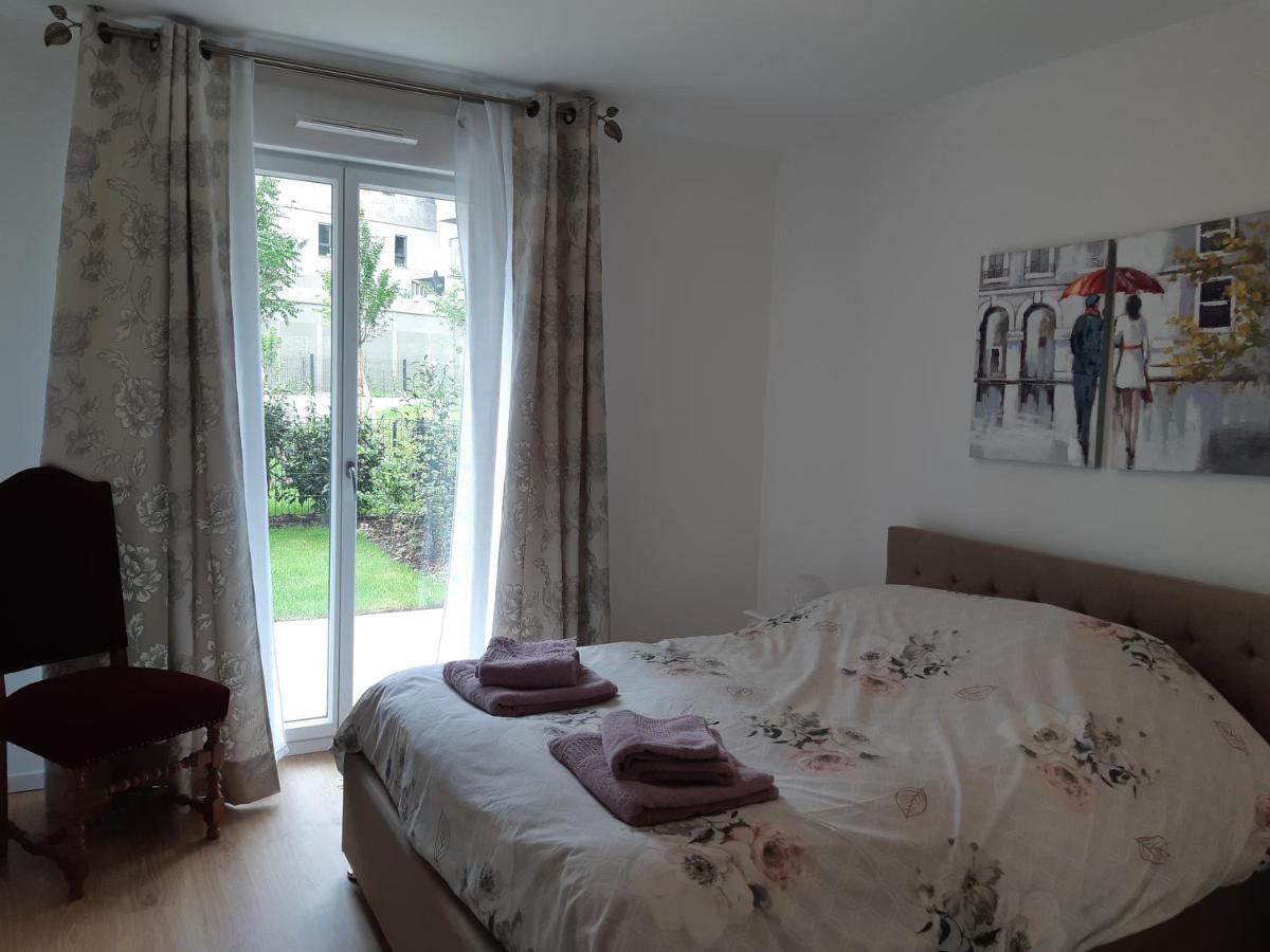 Ferienwohnung Le Carre Des Fleurs Straßburg Exterior foto